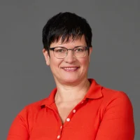 Claudia_Hahn